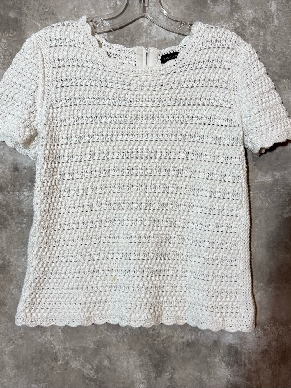 Banana Republic Off-White Crochet Short Sleeve Top (love 23)